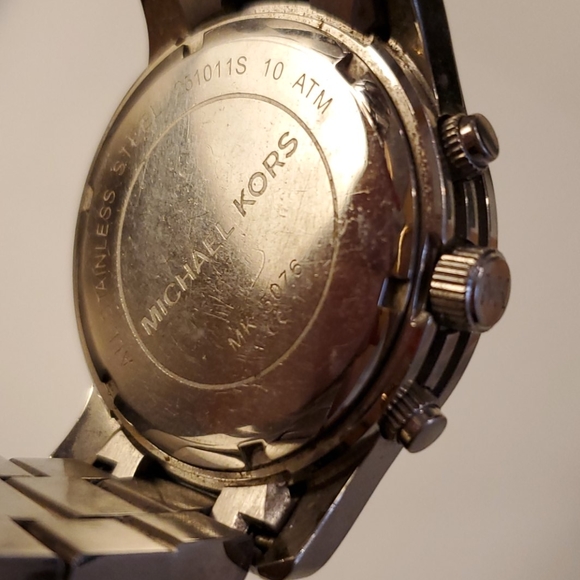 Michael Kors watch - Picture 4 of 5